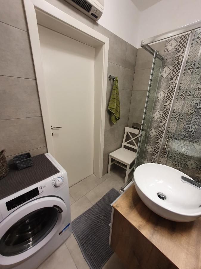 Studio Apartman Fredi Apartment Опатия Екстериор снимка